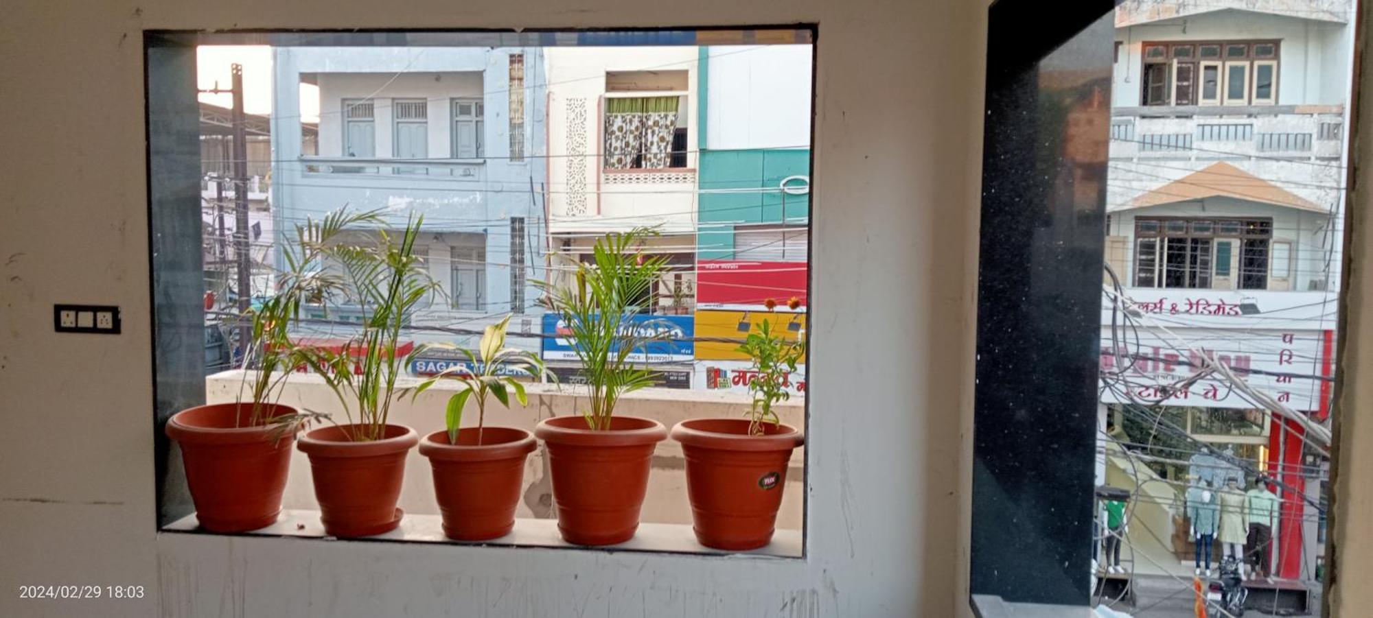 Hotel Prakasham อุจเจน ภายนอก รูปภาพ