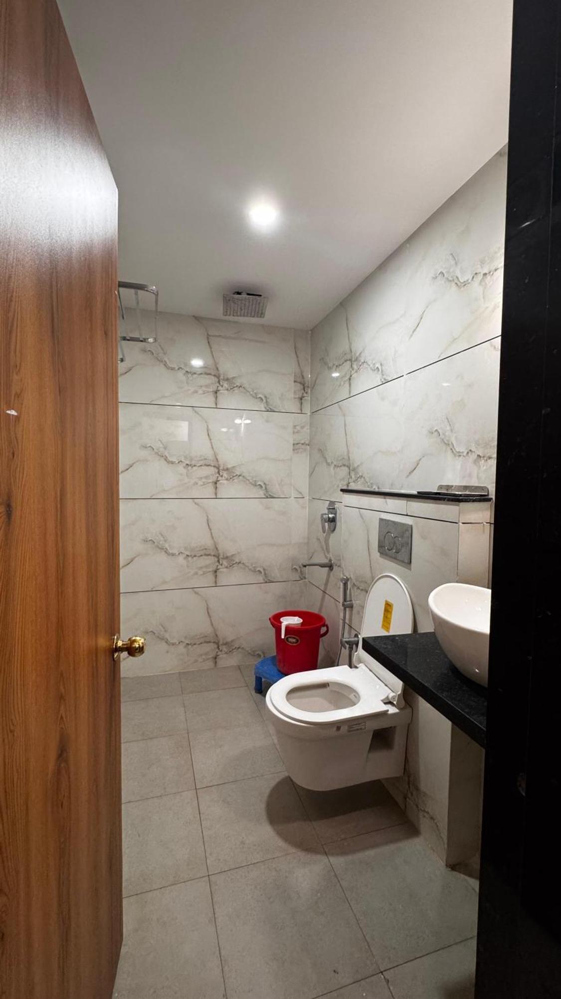 Hotel Prakasham อุจเจน ภายนอก รูปภาพ